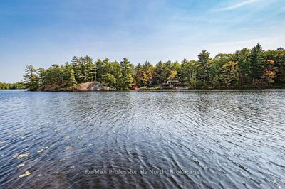 1006 Booth Lane, Gravenhurst - Muskoka (S) image-0-2