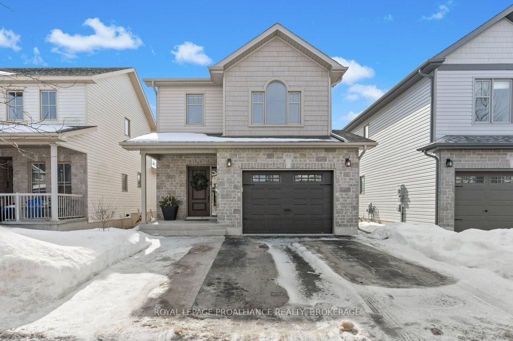 Detached House for sale at 1721 Reginald Bart Drive, Kingston, Kingston East (Incl Barret Crt), K7K 0E8 - MLS: X12011869