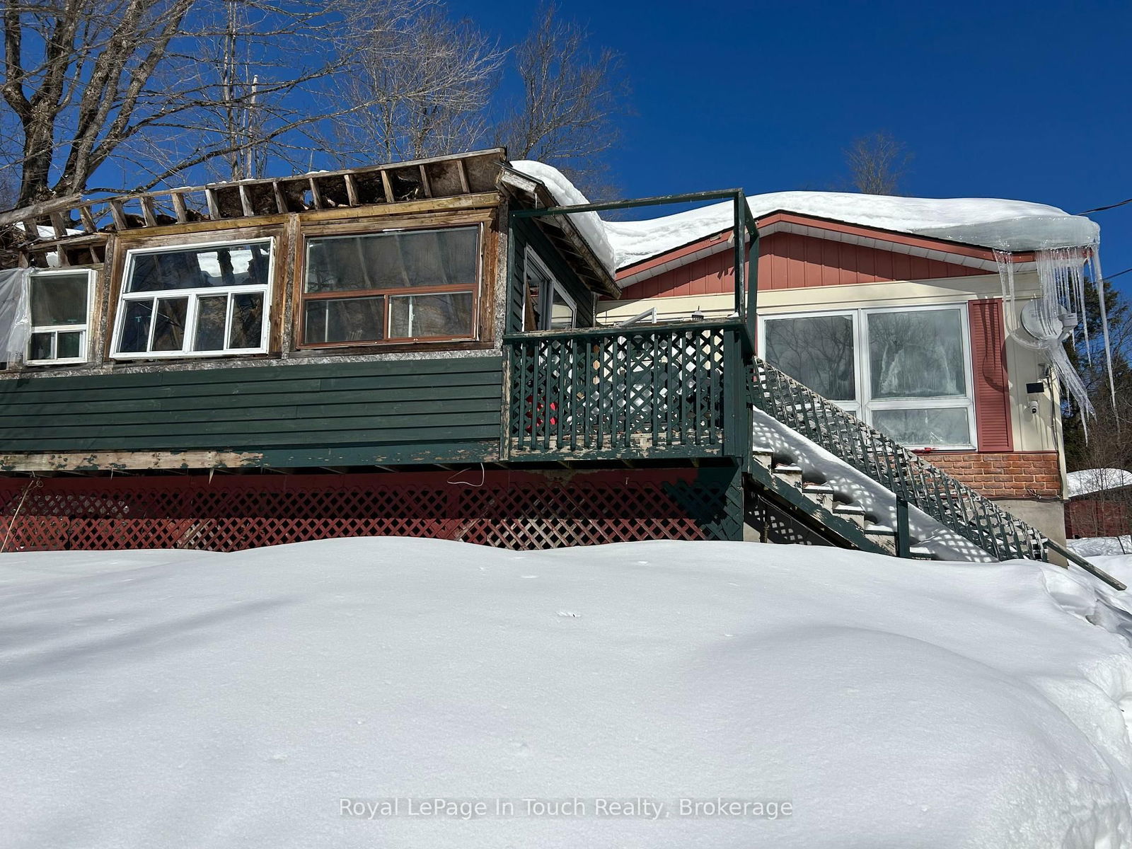 Detached House for sale at 196 Twelve Mile Bay Road, Georgian Bay, Gibson, P0C 1H0 - MLS: X12011969