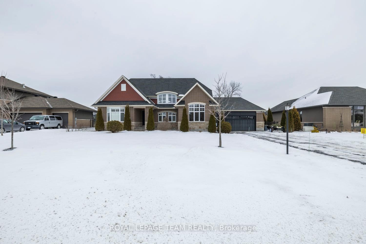 Detached House for sale at 213 CABRELLE Place, Manotick - Kars - Rideau Twp and Area, 8002 - Manotick Village & Manotick Estates, K4M 0A9 - MLS: X12012039