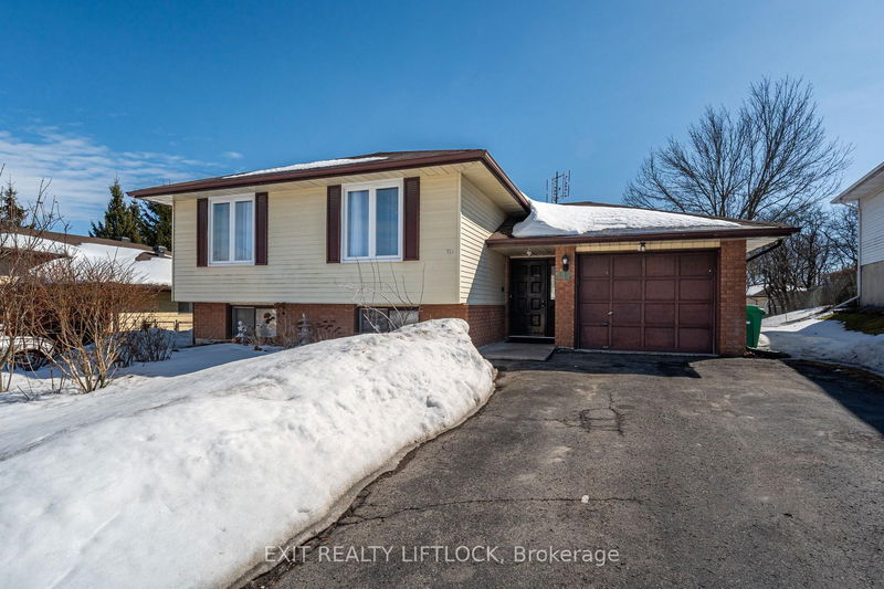 home for sale on 117 Middlefield Road
