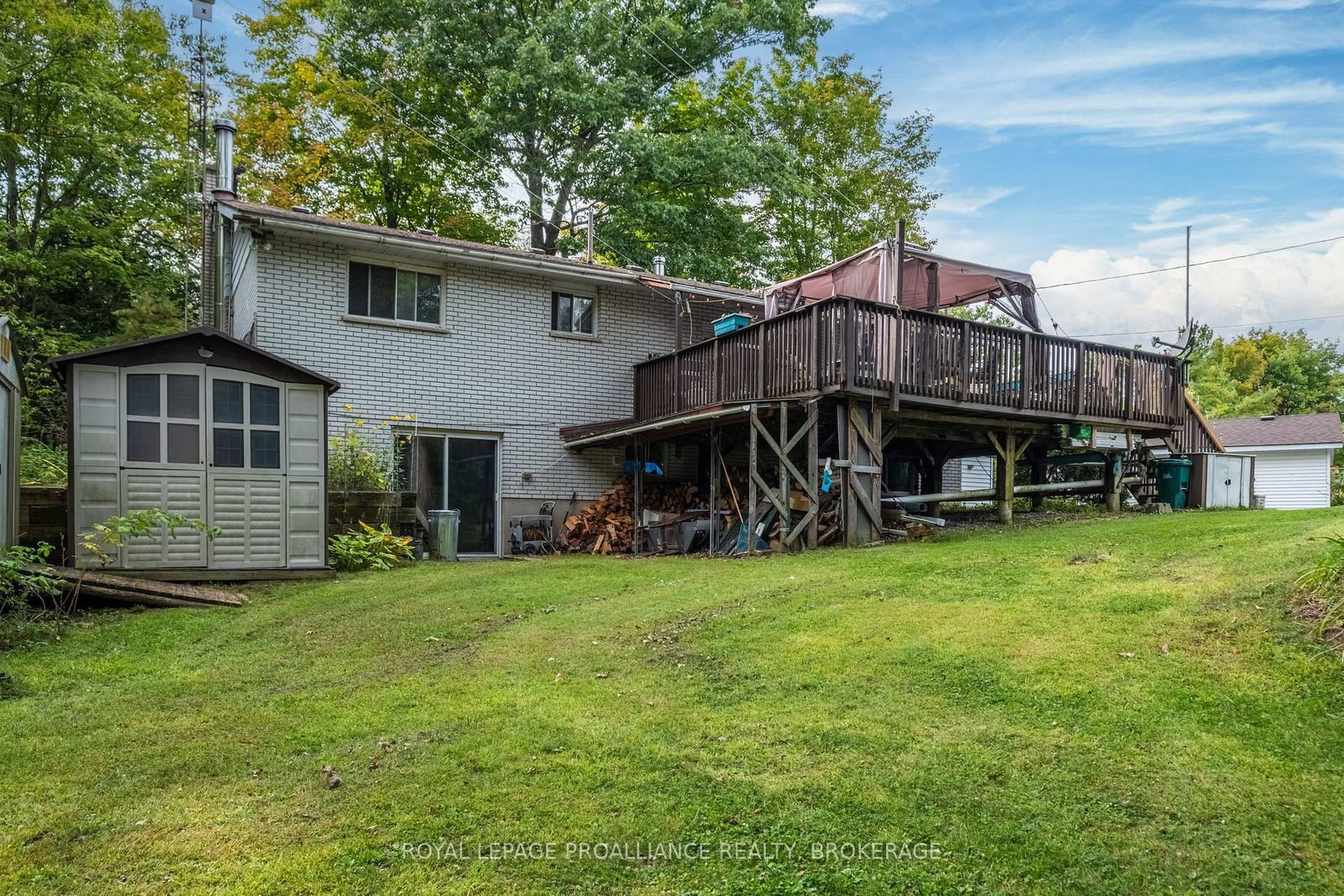Listing Image 7