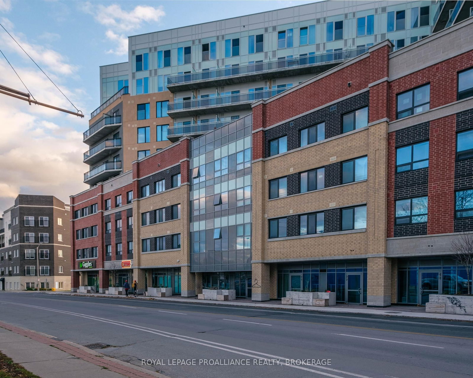 Condo for sale at 415-652 Princess Street, Kingston, Central City East, K7L 1E5 - MLS: X12012177