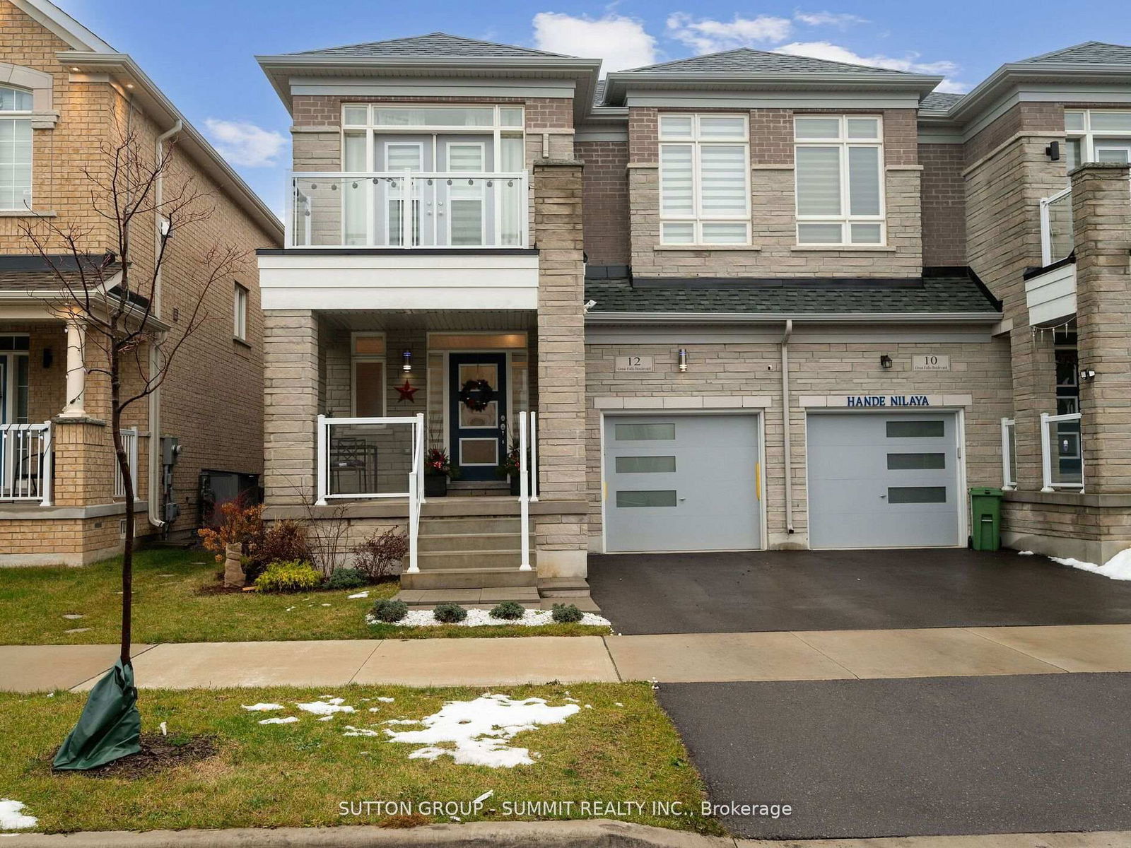 Semi-Detached House for sale at 12 Great Falls Boulevard, Hamilton, Waterdown, L8B 1X8 - MLS: X12012562