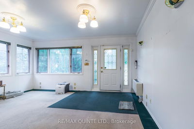 287 John St, Belleville -  image-0-2