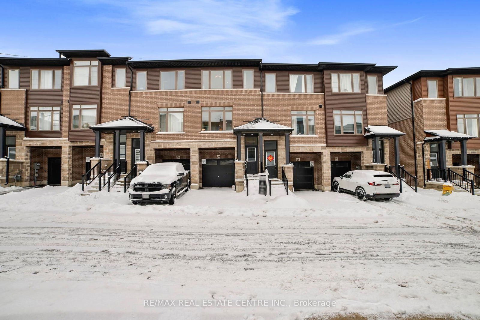 Townhouse for sale at 29-61 Soho Street, Hamilton, Stoney Creek Mountain, L8J 0M6 - MLS: X12012782