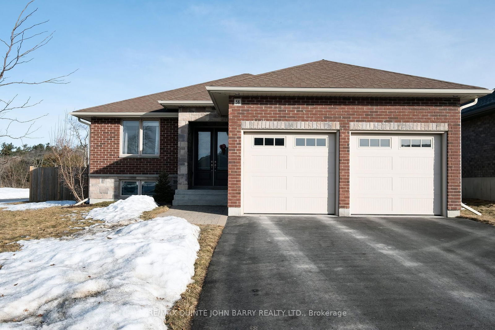 Building at 58 McIntosh Crescent, Quinte West, Murray Ward