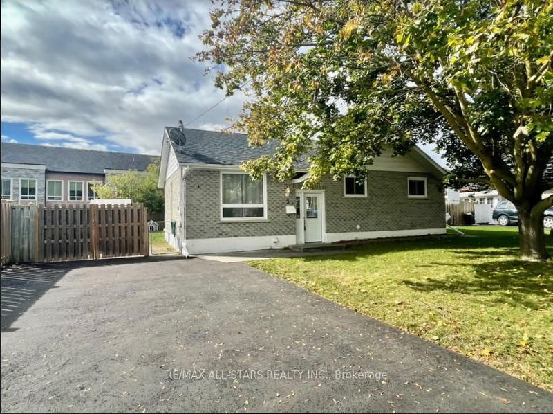 home for lease on 3 Caroline Street