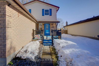 820 Kelsowood Lane, Centre Wellington - Fergus image-0-4