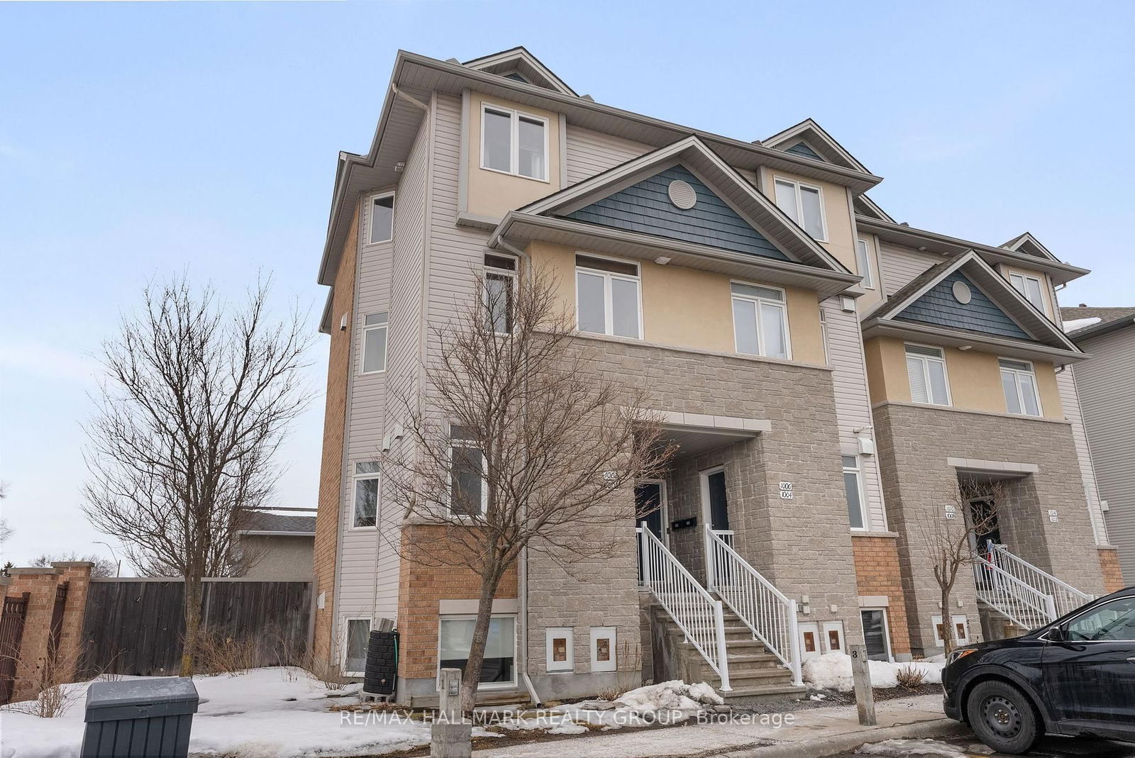 Townhouse for sale at 1002 Redtail Private N/A, Ottawa, Cyrville, K1J 0A9 - MLS: X12013115