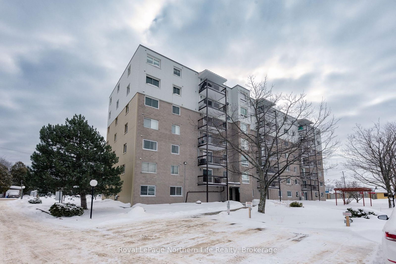 Condo for sale at 502-935 Stockdale Road, North Bay, Widdifield, P1B 9L7 - MLS: X12013207