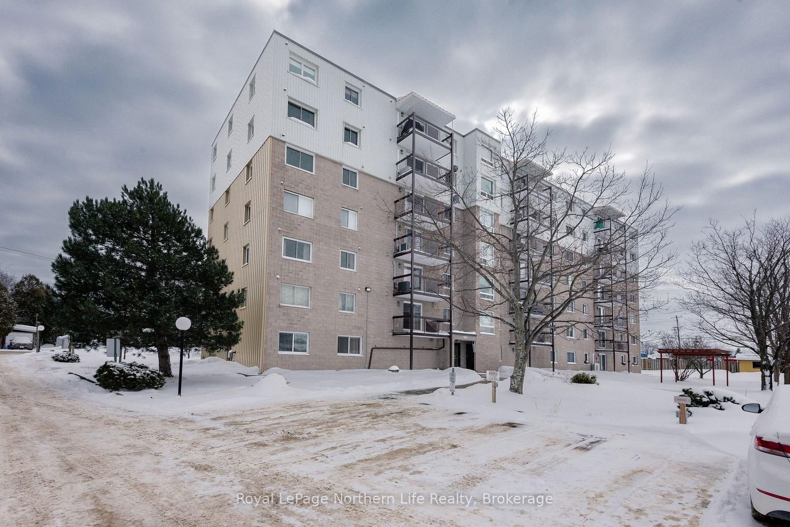 Condo for sale at 502-935 Stockdale Road, North Bay, Widdifield, P1B 9L7 - MLS: X12013207