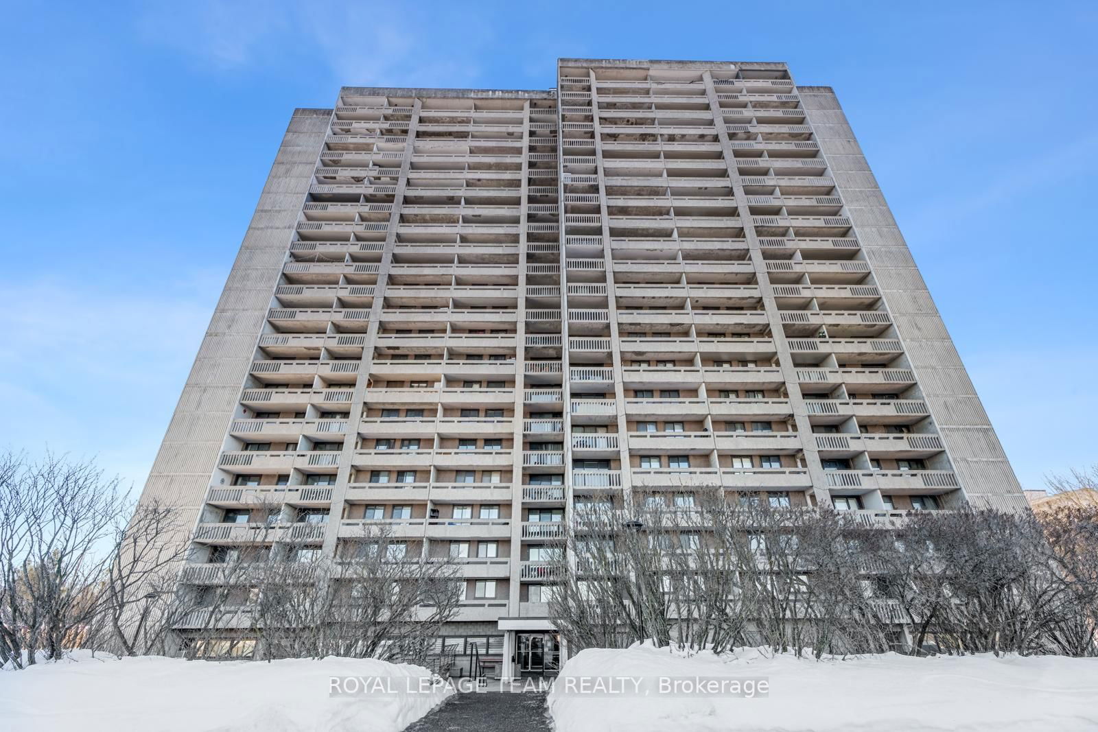 Condo for sale at 2004-415 Greenview Avenue, Ottawa, Britannia, K2B 8G5 - MLS: X12013284