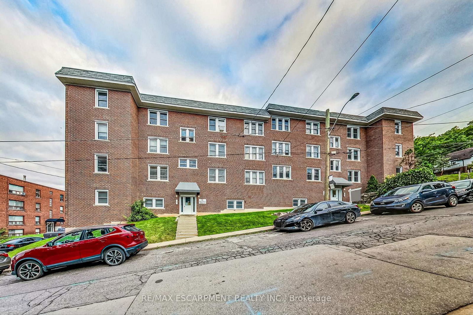 Condo for sale at 7-21 Mountwood Avenue, Hamilton, Durand, L8N 2G8 - MLS: X12013533