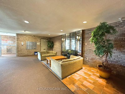 Unit 401 — 1104 Jalna Blvd, London - South A image-0-1