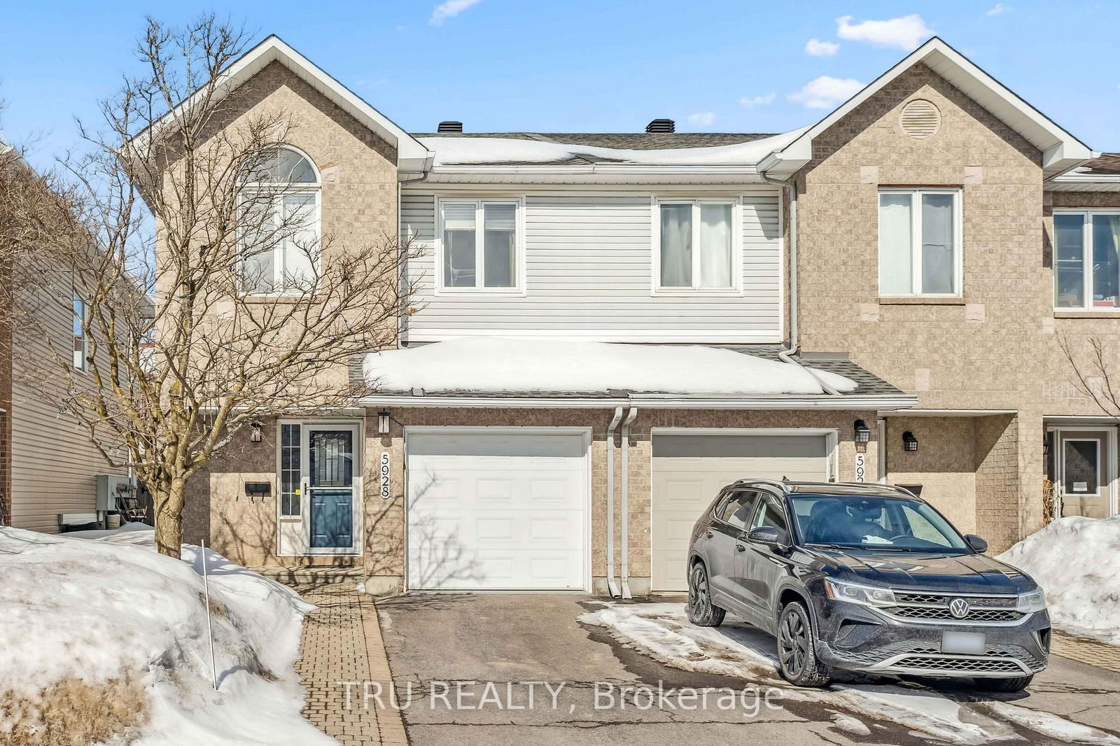 Townhouse for sale at 5928 Pineglade Crescent, Ottawa, Chapel Hill South - Orleans Village, K1W 1G9 - MLS: X12014025