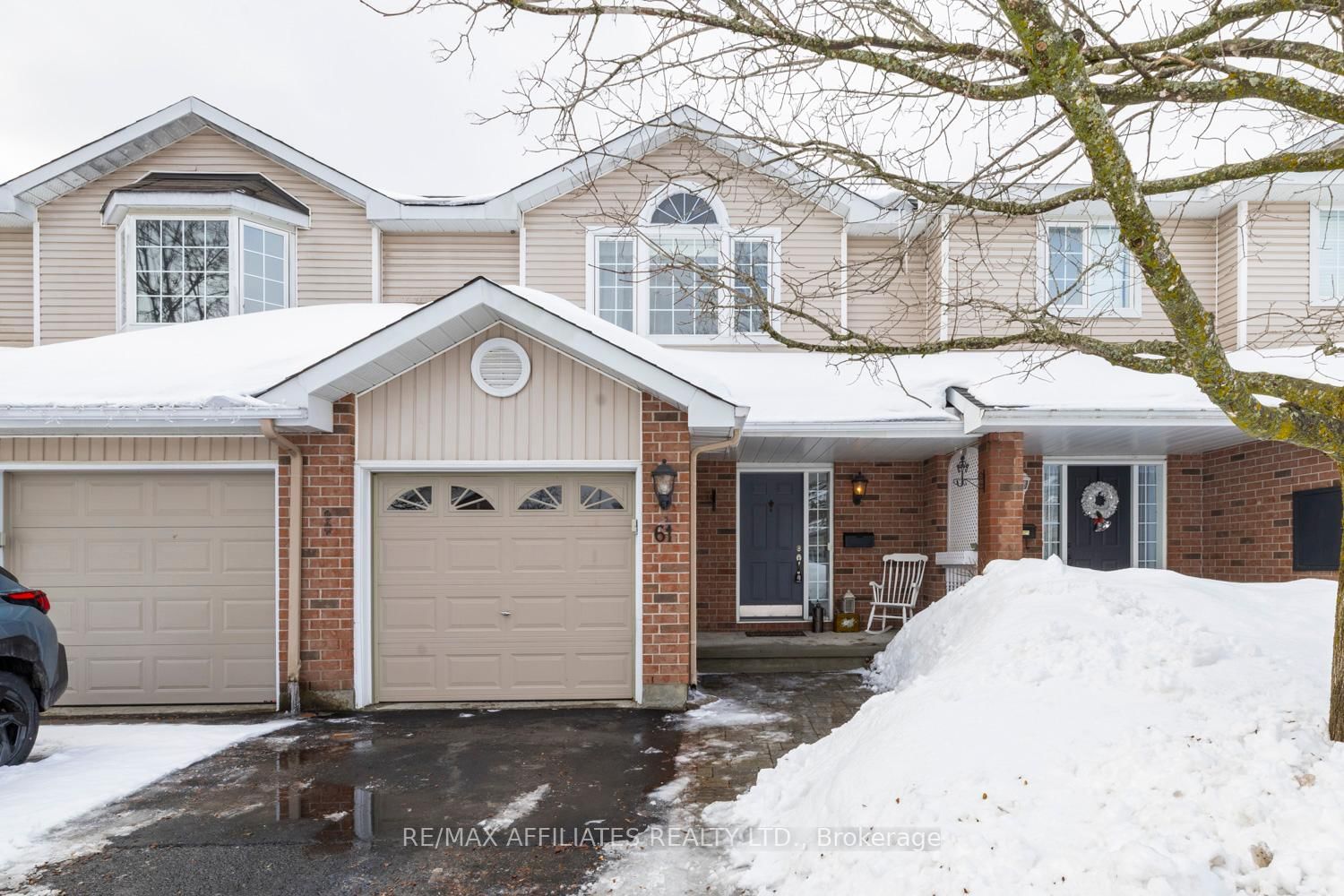 Townhouse for sale at 61 Whalings Circle, Stittsville - Munster - Richmond, 8202 - Stittsville (Central), K2S 1S4 - MLS: X12014051