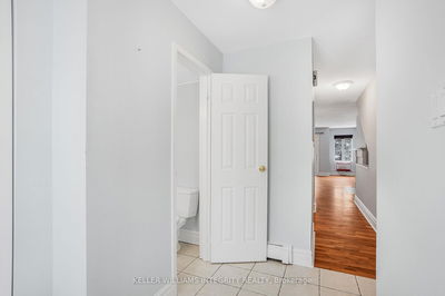 16 Crispin Private, Ottawa - Manor Park image-0-2