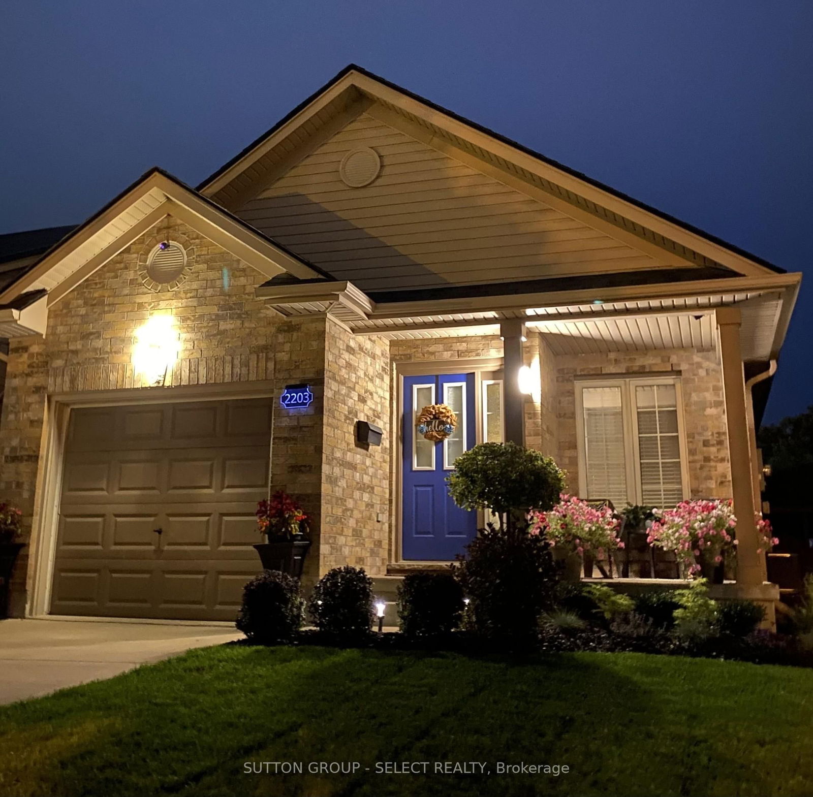 Detached House for sale at 2203 Meadowgate Boulevard, London, South U, N6M 1L6 - MLS: X12014076