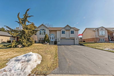 74 Village Gate Dr, Thames Centre - Dorchester