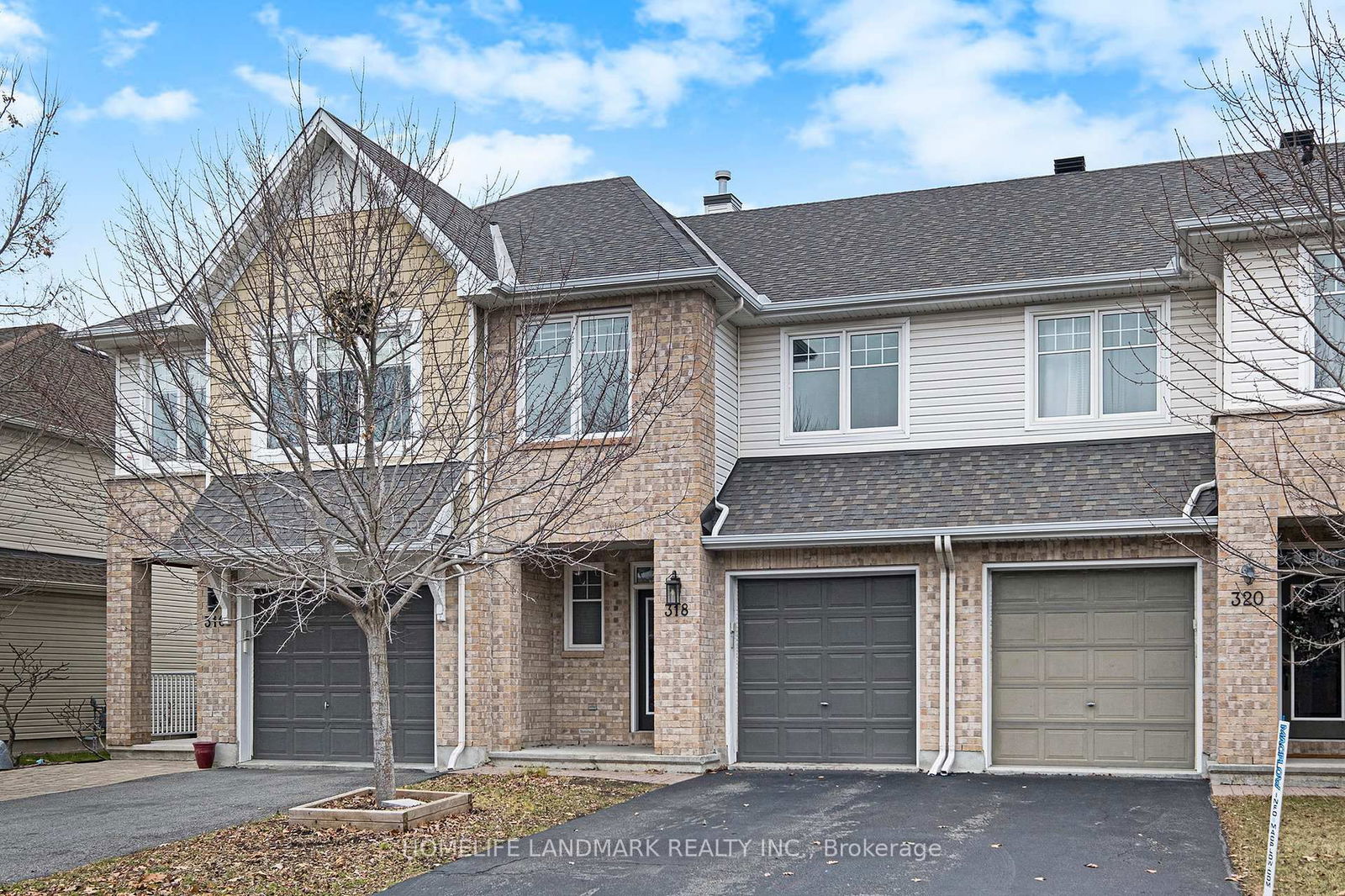 Townhouse for sale at 318 Widgeon Way, Blossom Park - Airport and Area, 2605 - Blossom Park/Kemp Park/Findlay Creek, K1T 0G1 - MLS: X12014397