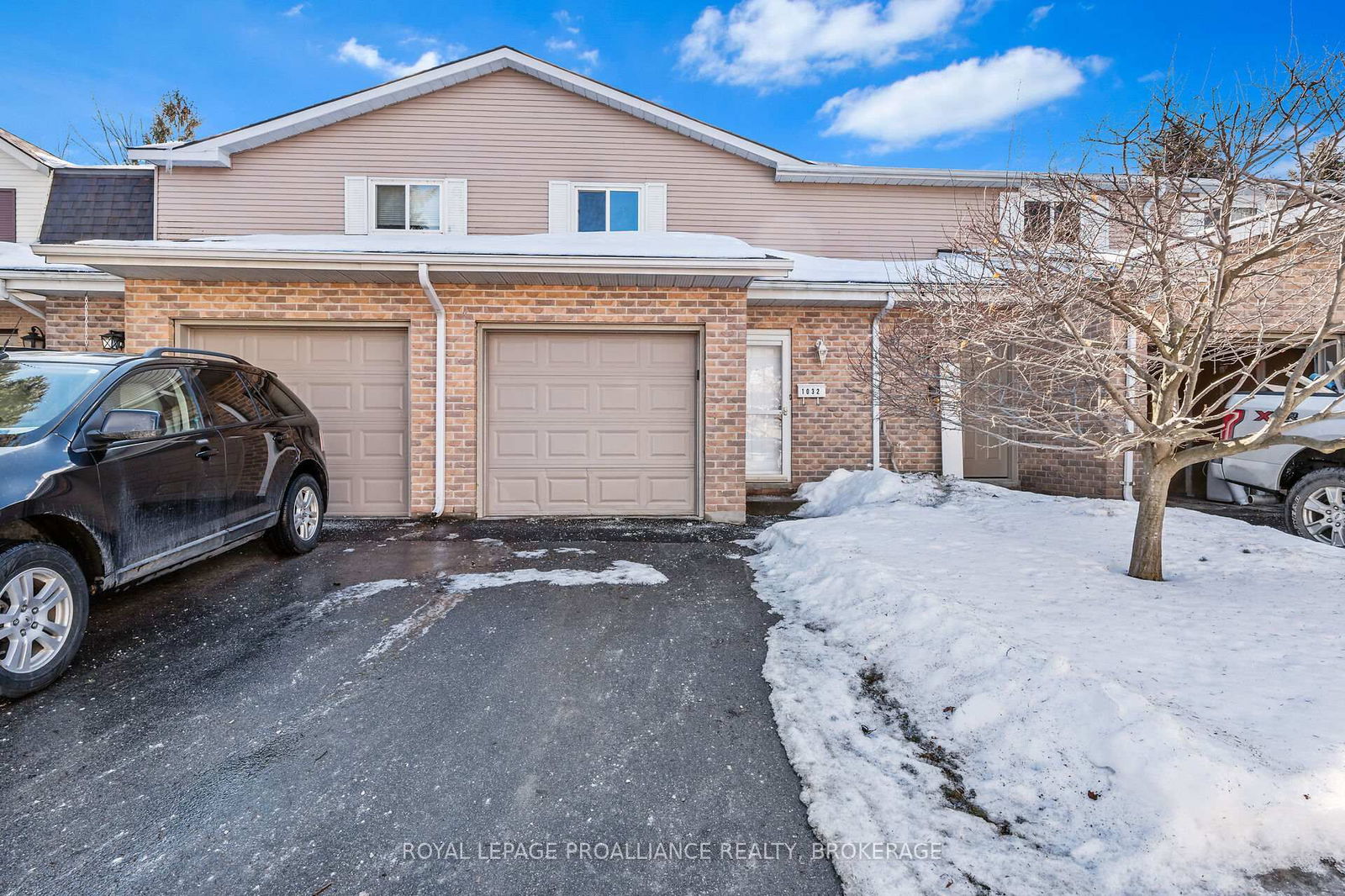 Townhouse for sale at 1032 Craig Lane, Kingston, South of Taylor-Kidd Blvd, K7M 7R8 - MLS: X12014455