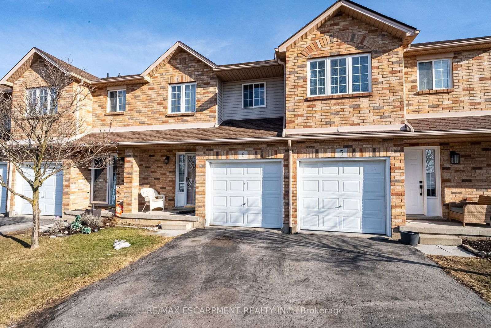 Townhouse for sale at 6-1860 Upper Gage Avenue, Hamilton, Allison, L8W 3Y6 - MLS: X12014462