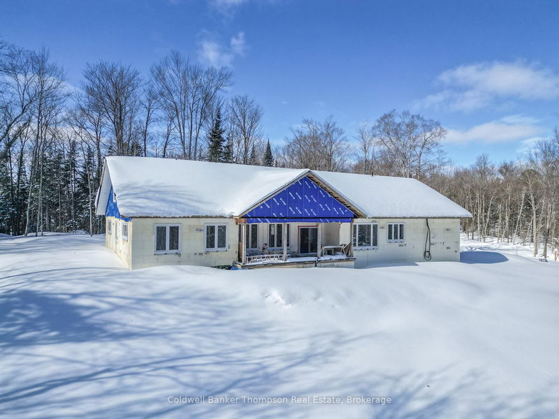 121 Loon Lake Rd, Magnetawan - Magnetawan image-0-0