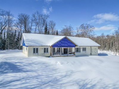 121 Loon Lake Rd, Magnetawan - Magnetawan