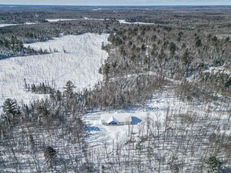 121 Loon Lake Rd, Magnetawan, P0A 1Z0 | Image 2