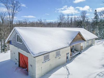 121 Loon Lake Rd, Magnetawan - Magnetawan image-0-3