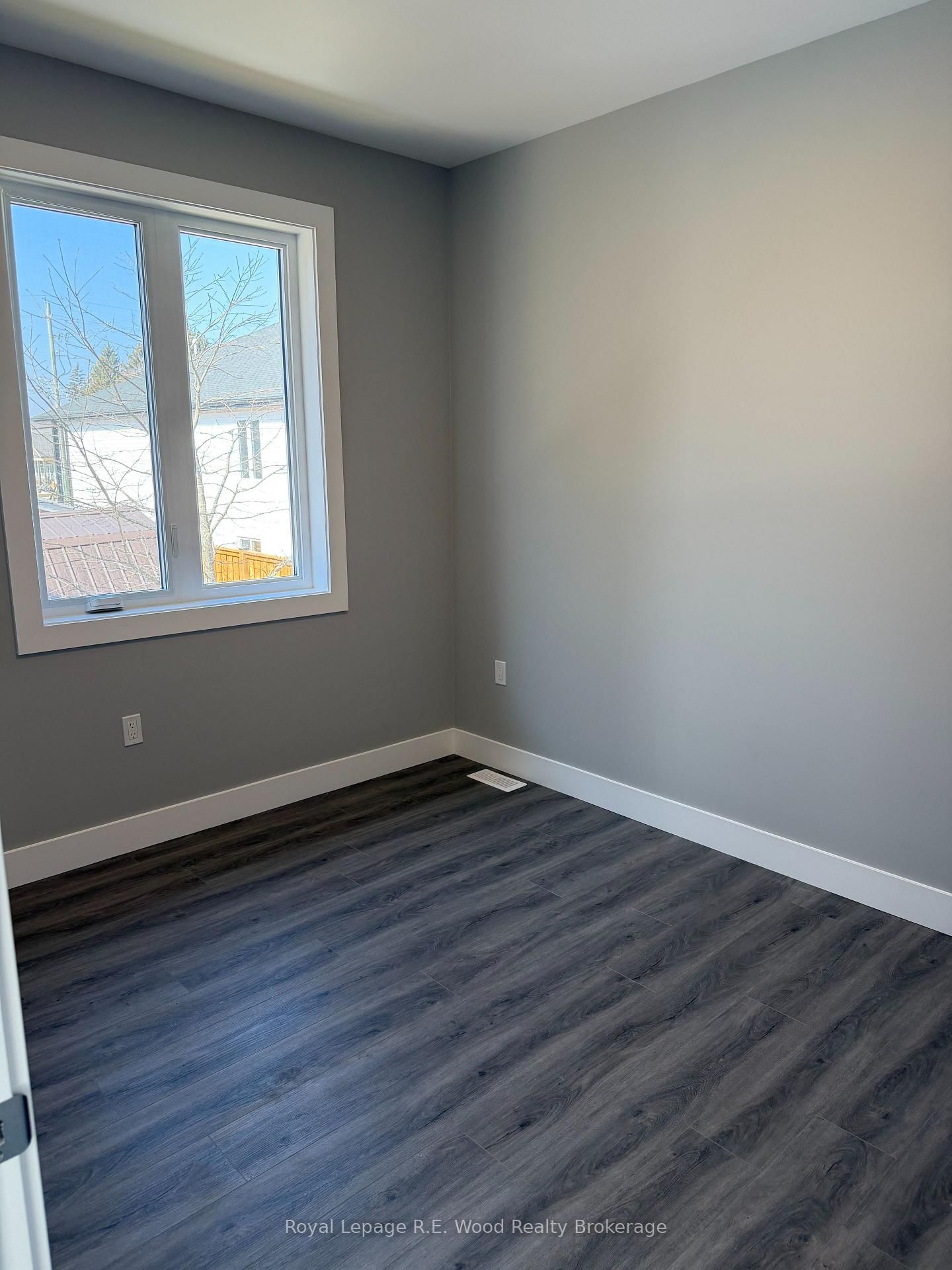 335 John Street S, Aylmer 3