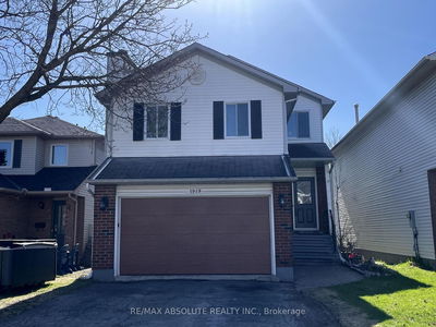 1919 La Chapelle St, Ottawa - Chapel Hill