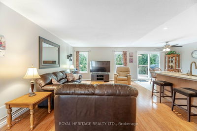 1734 Ravenwood Dr, Peterborough West - 2 North image-0-4