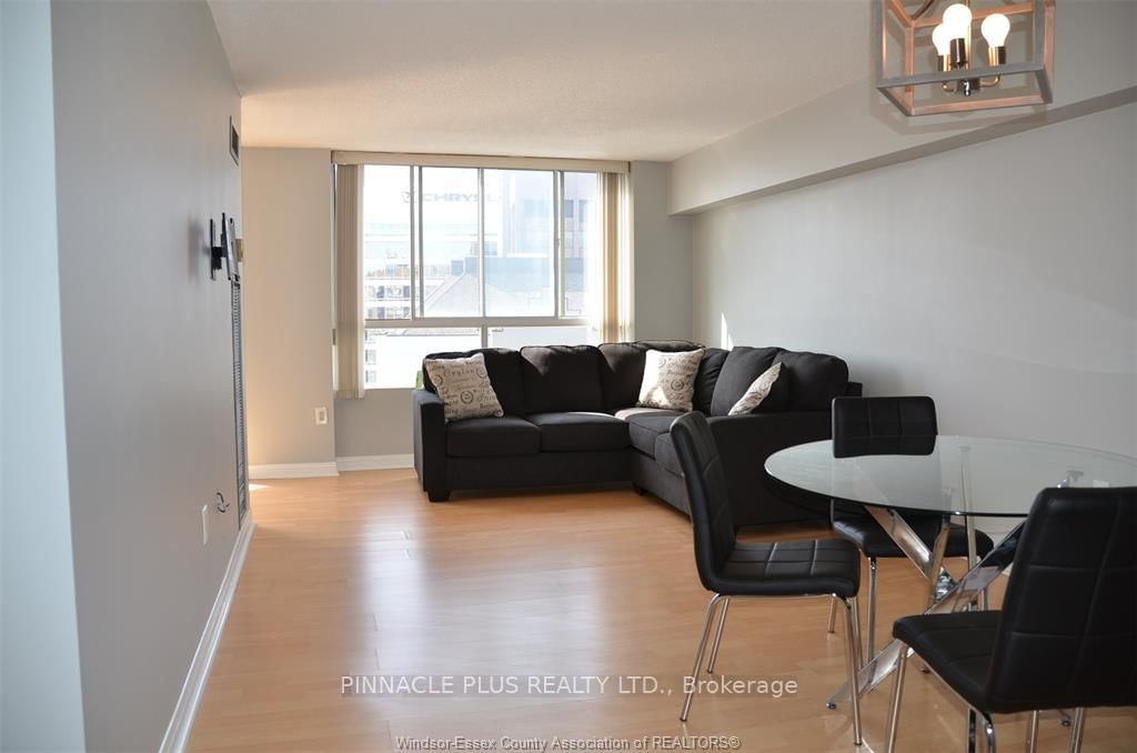 Condo for sale at 1501-75 Riverside Drive, Windsor, Windsor, N9A 7C4 - MLS: X12015332