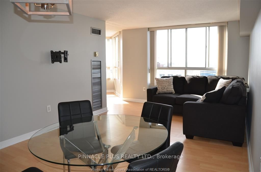 Condo for sale at 1501-75 Riverside Drive, Windsor, Windsor, N9A 7C4 - MLS: X12015332