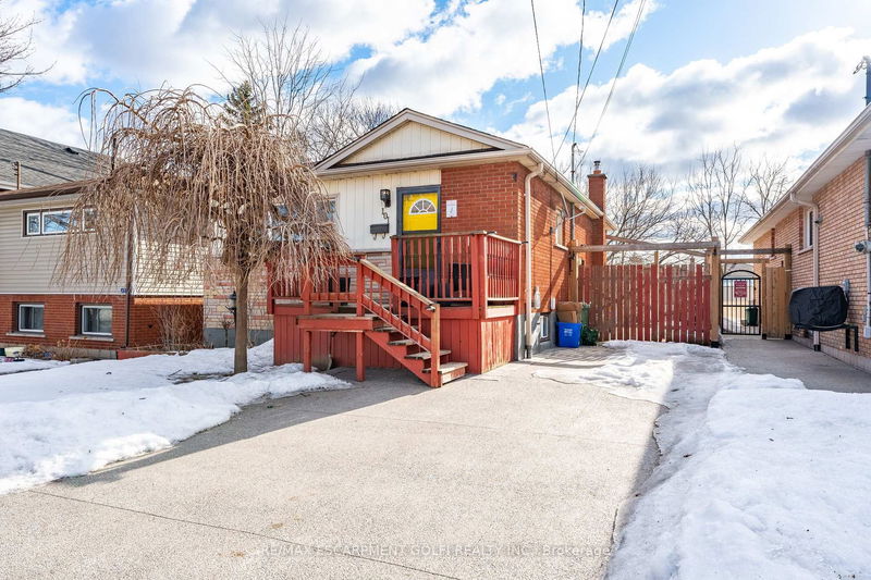 home for sale on 101 East 24th Street