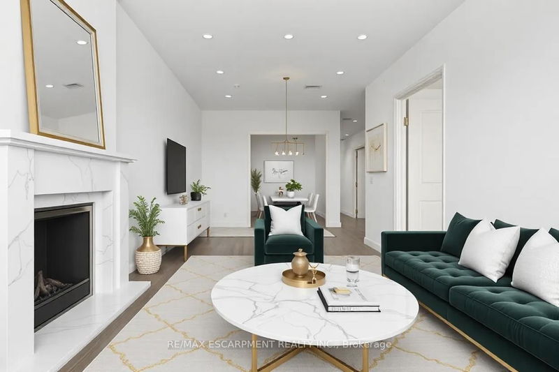home for lease on 705-220 Cannon Street E