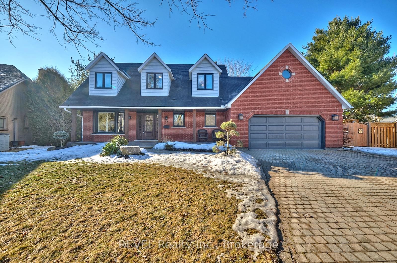 Detached House for sale at 18 Brookfield Court, Pelham, Fonthill, L0S 1E4 - MLS: X12015594