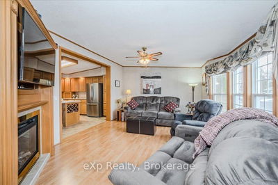 3 Trillium Beach Dr, Puslinch - Rural Puslinch East image-0-4