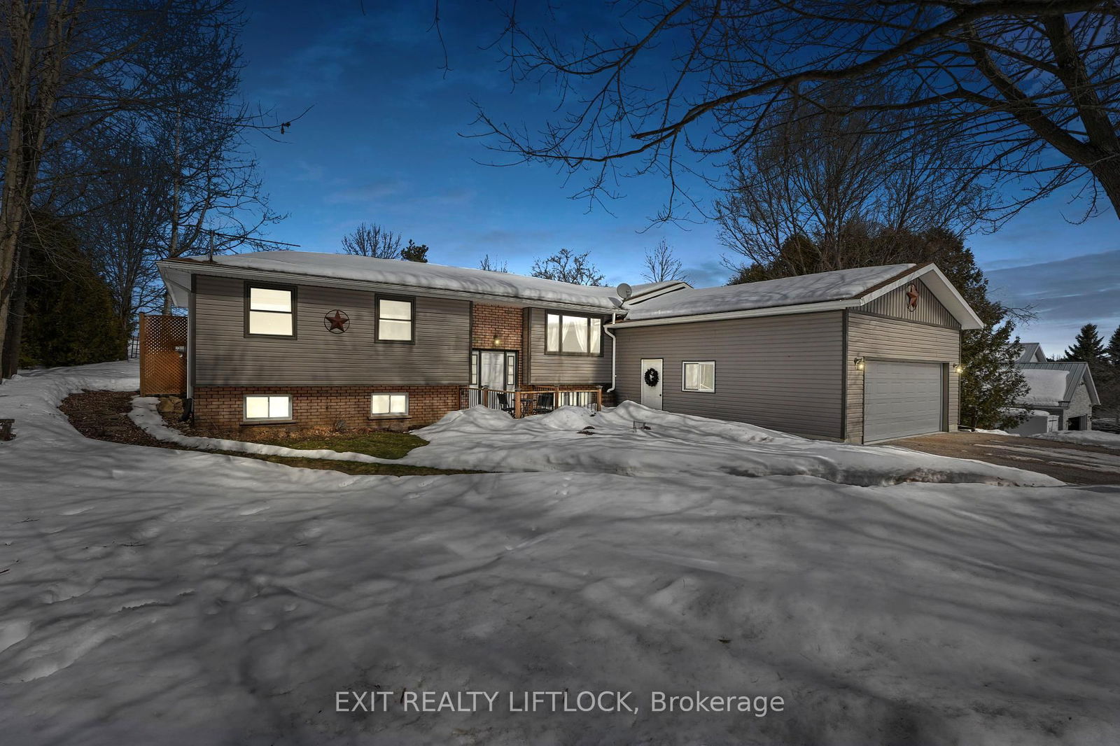 Detached House sold at 196 Centre Line, Asphodel-Norwood, Rural Asphodel-Norwood, K0L 2B0 - MLS: X12015739