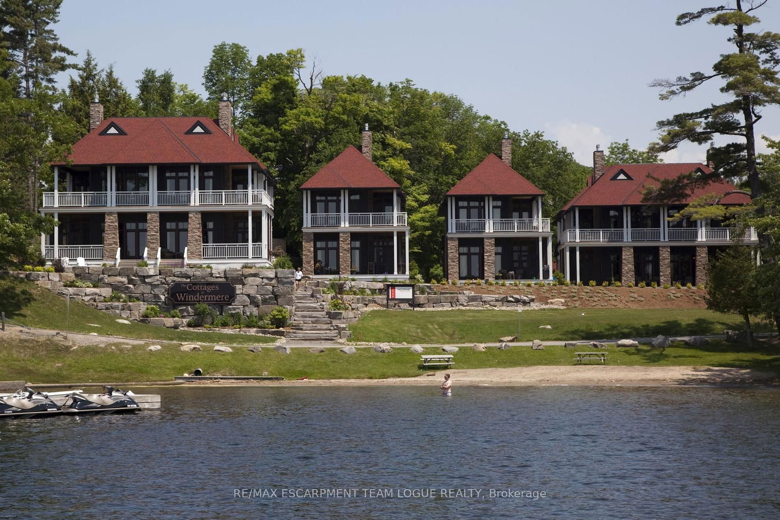 Building at 1003 Matthews Drive, Muskoka Lakes, Watt