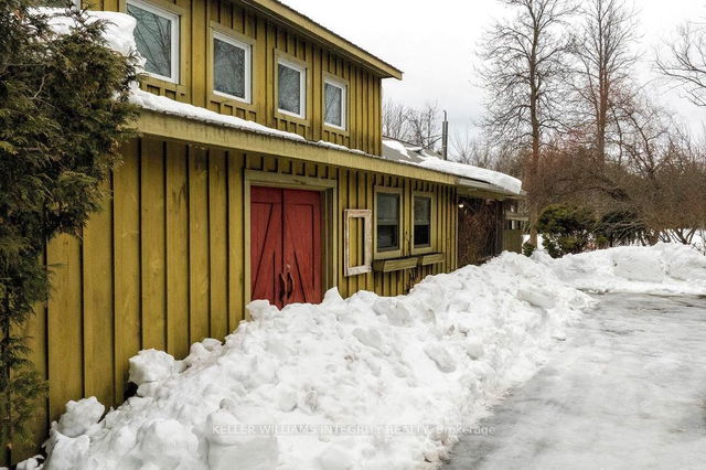 7590 Dwyer Hill Road