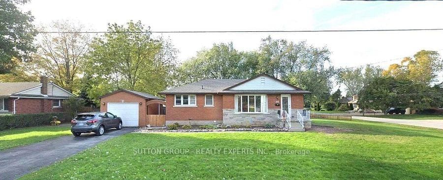 Detached House for sale at 49 Whittaker Avenue, Grimsby, Grimsby Beach, L3M 3J3 - MLS: X12015962