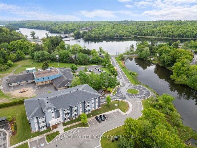302 - 20A Silver Birch Court