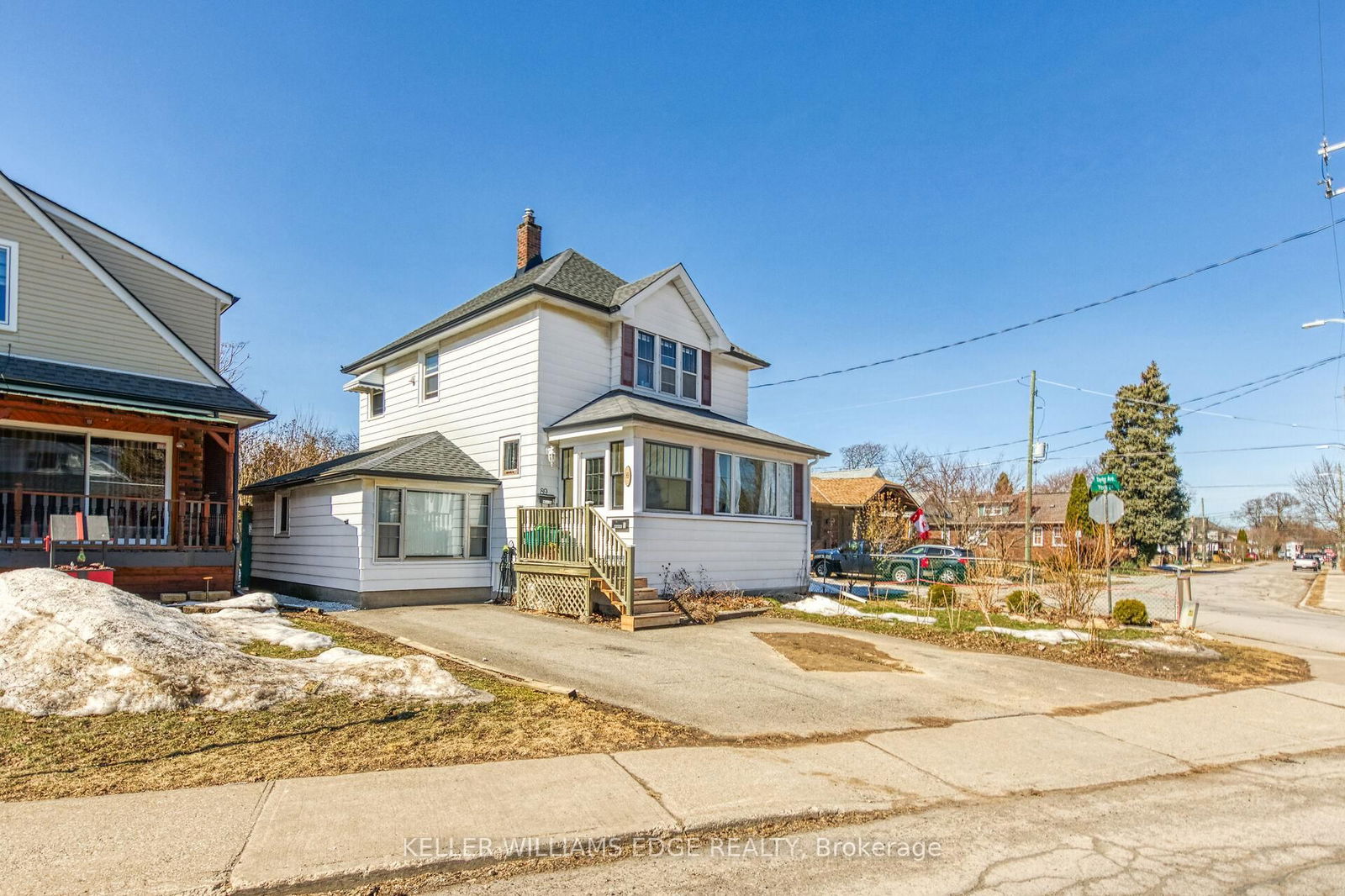 Detached House for sale at 89 York Street, St. Catharines, Downtown, L2R 6E1 - MLS: X12016001