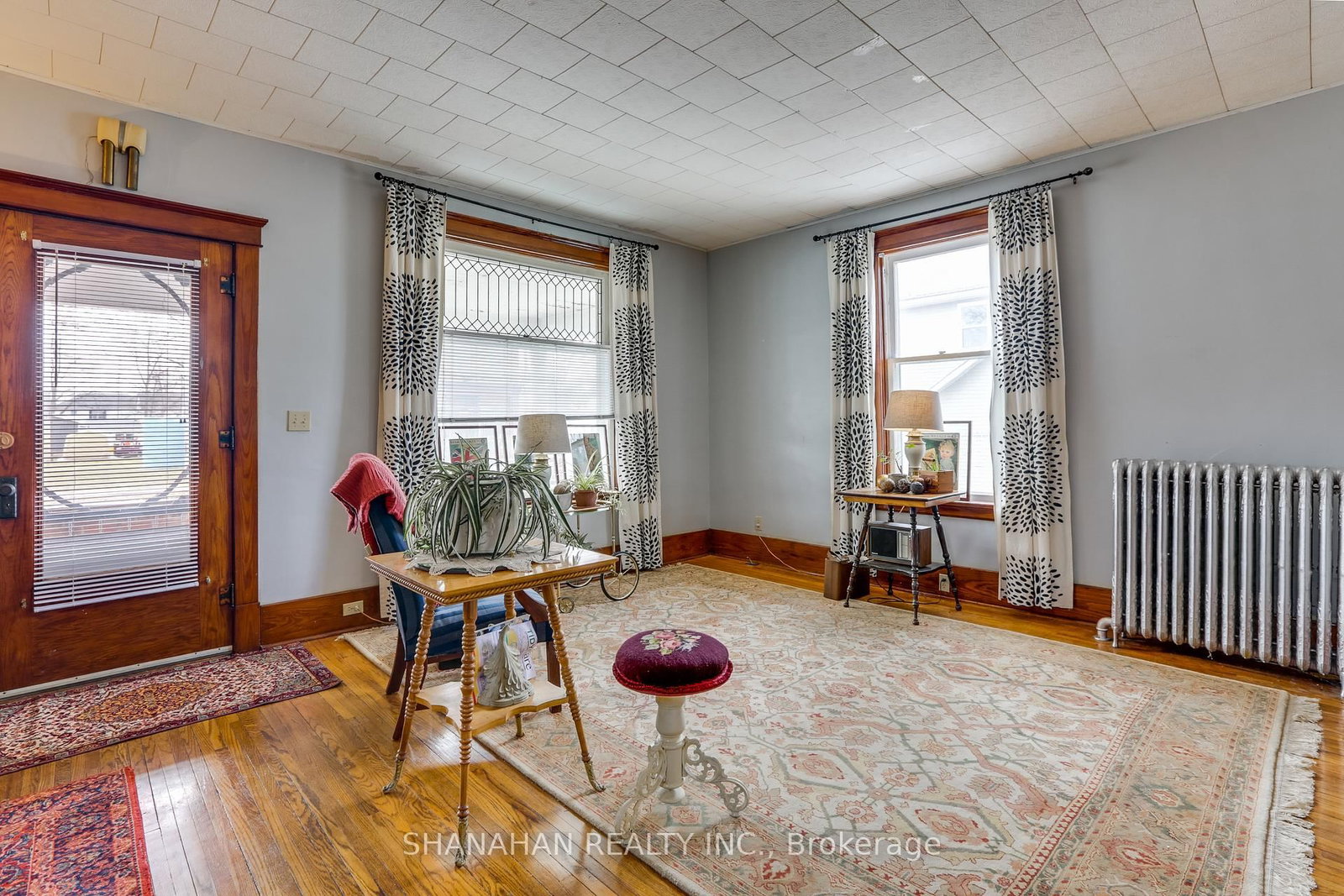 Listing Image 7