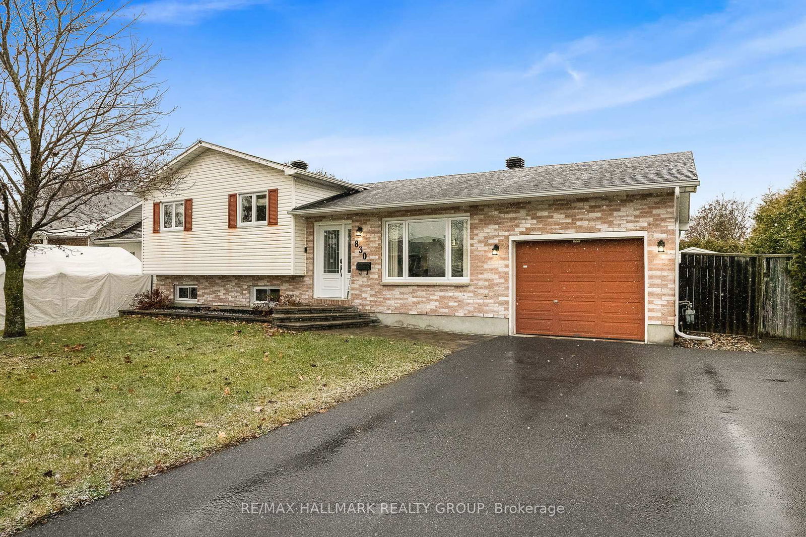 Detached House for sale at 830 Cote Street, Clarence-Rockland, Town of Rockland, K4K 1J9 - MLS: X12016133