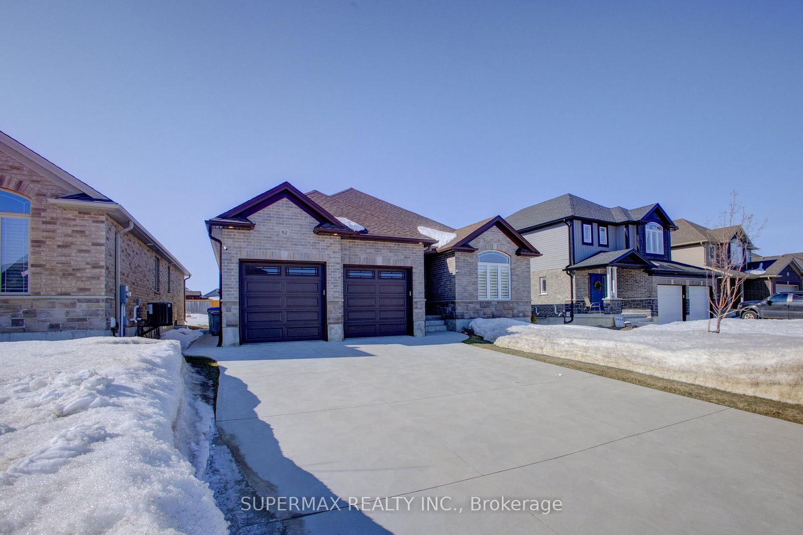 Detached House for sale at 82 Forbes Crescent, North Perth, Listowel, N4W 0B8 - MLS: X12016247