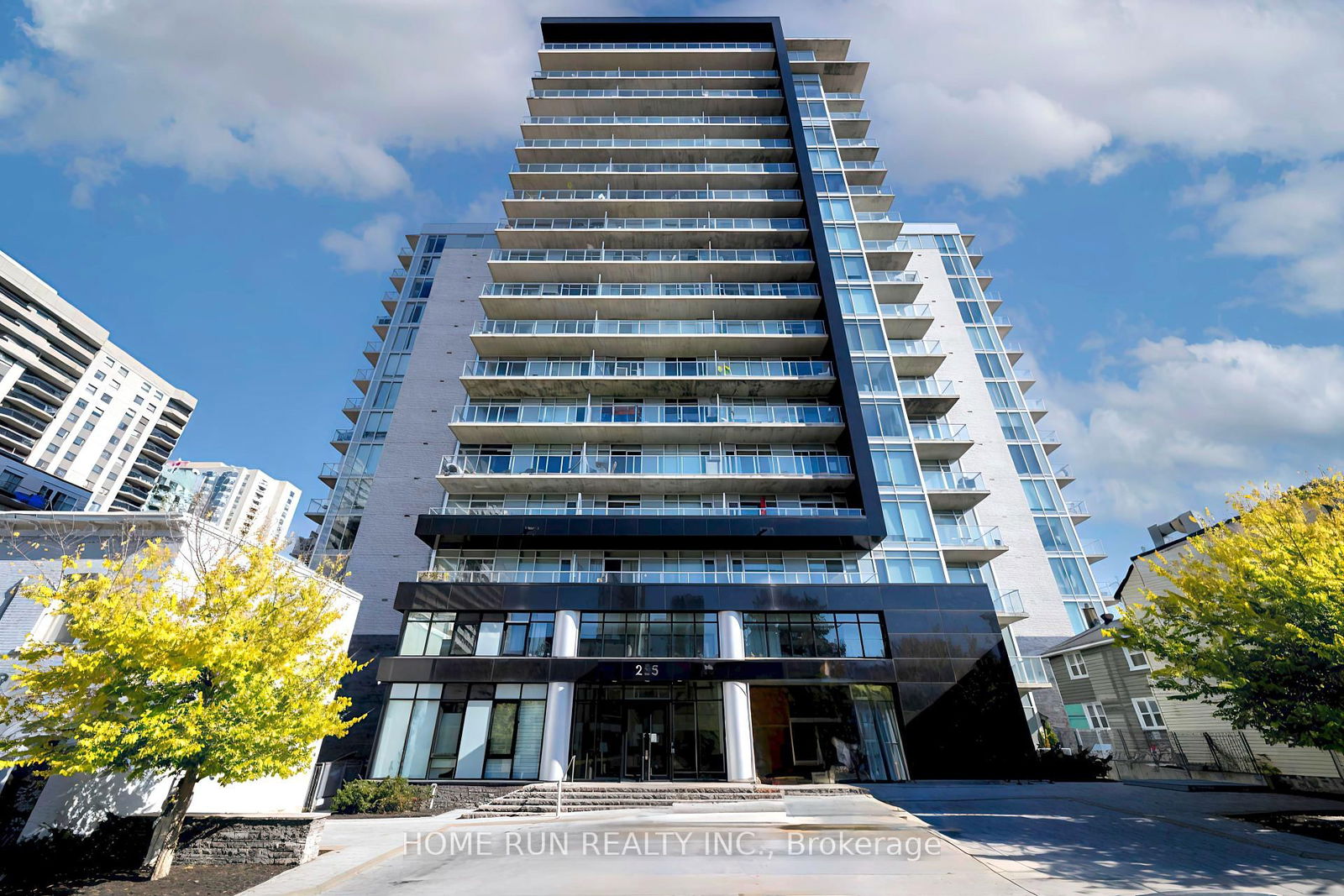 Condo for sale at 1004-255 BAY Street, Ottawa, Ottawa Centre, K1R 0C5 - MLS: X12016330